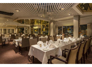 Scandic Sunnfjord Hotel & Spa 