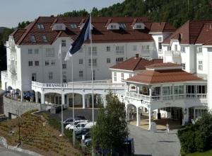 Dr. Holms Hotel