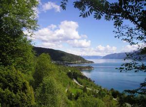 Lavik Fjord Hotell 